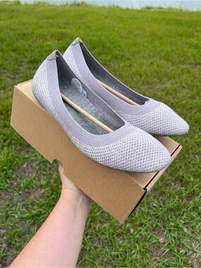 New In Box Allbirds Womens Tree Breezer Knit Flats in Lavender Tone Gray Size 11